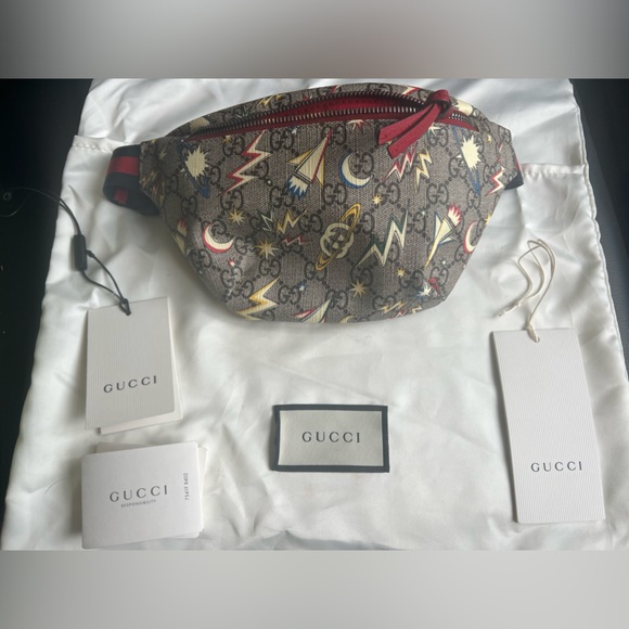 NWT Gucci GG Space Print Belt Bag - Picture 5 of 7